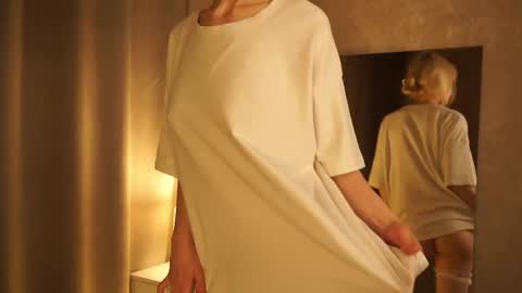 Cassie online show from 03.12.25