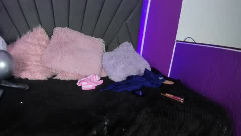 Snapshot of cassie_jones1 chatting on 01.28.25 Cassie Jones online show from 01.28.25