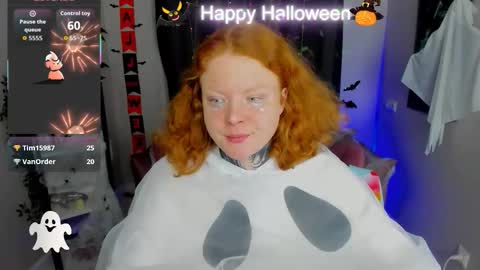 Cassie online show from 10.31.25