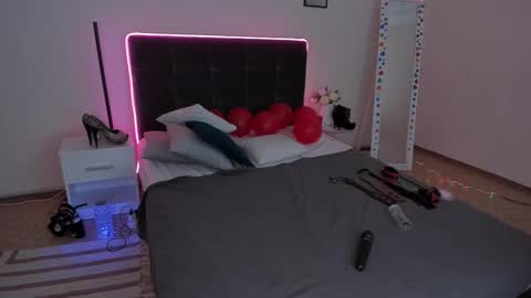 Cassie online show from 03.10.25