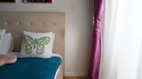 CassieHilton online show from 04.03.26