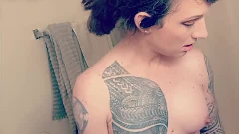 Snapshot of cassiemichelle chatting on 04.01.26 Cassiemichelle online show from 04.01.26