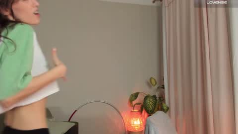  cassandra  online show from 12.04.24