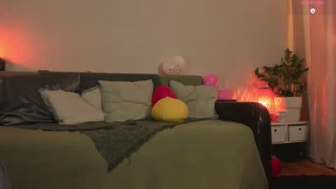  cassandra  online show from 02.17.25