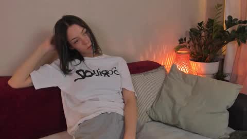  cassandra  online show from 11.04.25