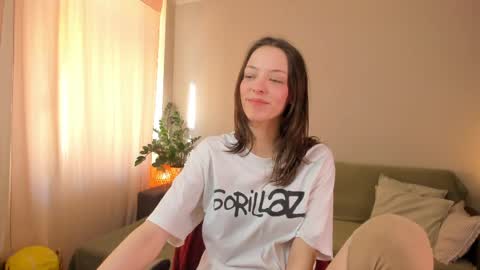 Snapshot of cassisland chatting on 05.28.26 cassandra online show from 05.28.26