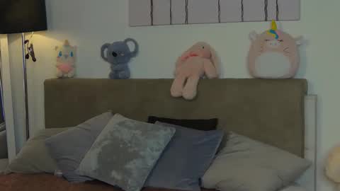 Snapshot of casskiera chatting on 11.19.25 Kierie online show from 11.19.25