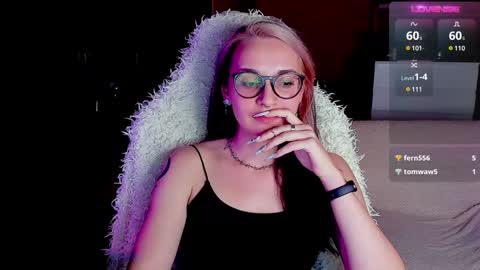 Ellie online show from 12.12.24