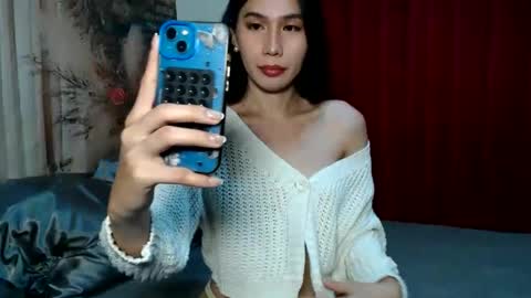 Snapshot of cassydeluxe chatting on 05.22.26 Cassy online show from 05.22.26