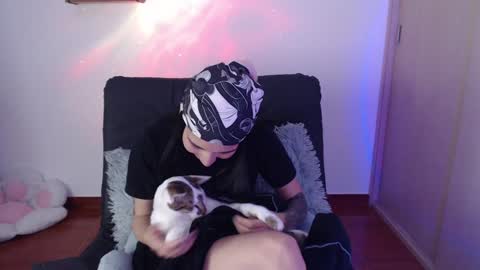 cat online show from 01.31.25