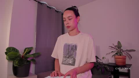 Loren online show from 01.10.25