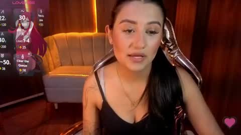 Snapshot of catalella_little_b chatting on 07.04.26 catalella_little_b online show from 07.04.26