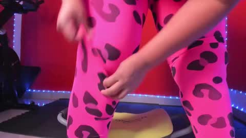 Snapshot of cataleya0320 chatting on 02.05.25 Cataleya online show from 02.05.25