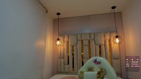 Snapshot of cataleya_sambrano chatting on 09.10.25 Cataleya online show from 09.10.25