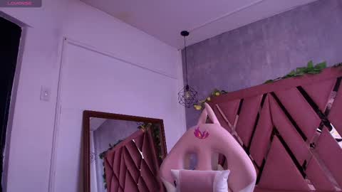 Snapshot of cataleya_sambrano chatting on 09.11.25 Cataleya online show from 09.11.25