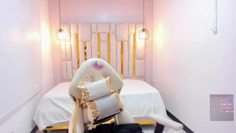 Snapshot of cataleya_sambrano chatting on 09.14.25 Cataleya online show from 09.14.25