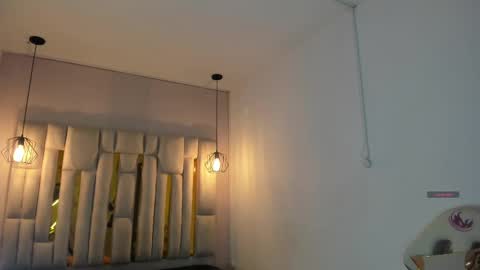 Snapshot of cataleya_sambrano chatting on 09.25.25 Cataleya online show from 09.25.25