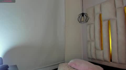 Snapshot of cataleya_sambrano chatting on 10.17.25 Cataleya online show from 10.17.25