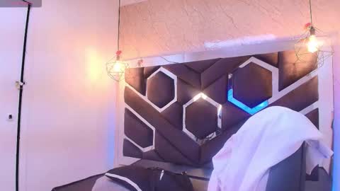 Snapshot of cataleya_sambrano chatting on 11.04.25 Cataleya online show from 11.04.25