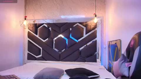 Snapshot of cataleya_sambrano chatting on 11.05.25 Cataleya online show from 11.05.25