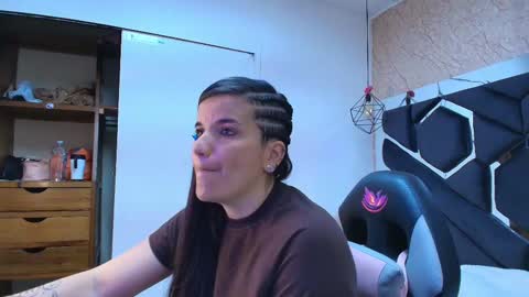 Snapshot of cataleya_sambrano chatting on 11.12.25 Cataleya online show from 11.12.25