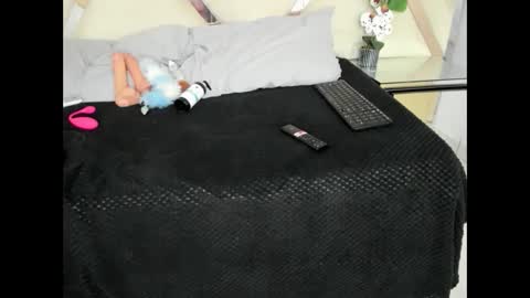 Snapshot of cataleyaxht chatting on 10.04.25 cataleyaxht online show from 10.04.25