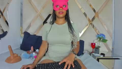 Snapshot of cataleyaxht chatting on 10.18.25 cataleyaxht online show from 10.18.25
