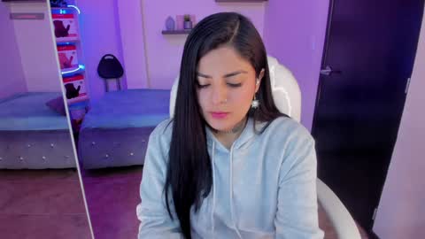 Snapshot of catalina_naughtyy chatting on 12.30.24 Catalina online show from 12.30.24