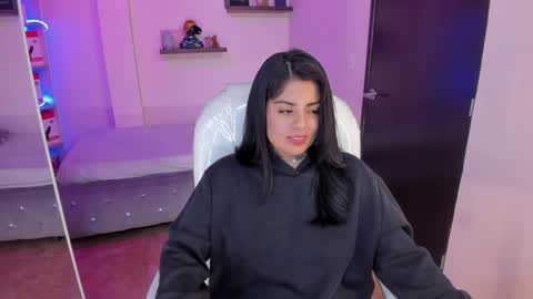 Snapshot of catalina_naughtyy chatting on 01.18.25 Catalina online show from 01.18.25