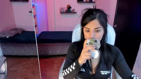 Snapshot of catalina_naughtyy chatting on 02.22.25 Catalina online show from 02.22.25