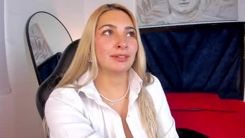 Snapshot of catalina_osorio chatting on 05.28.26 catalina_osorio online show from 05.28.26