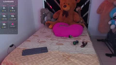 Snapshot of catalina_smith__ chatting on 02.27.25 Catalina online show from 02.27.25