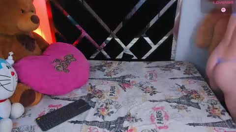 Snapshot of catalina_smith__ chatting on 11.25.25 Catalina online show from 11.25.25