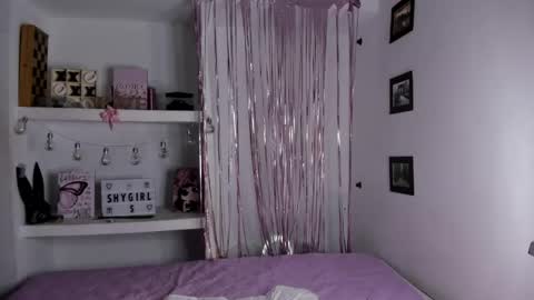  Catalina Garcia     online show from 02.28.25