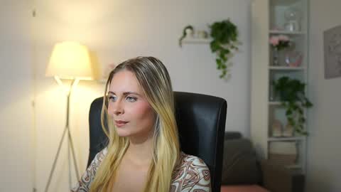 catecrago  online show from 09.15.25