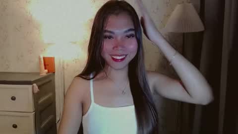 Snapshot of catherine_365 chatting on 11.22.25 catherine_365 online show from 11.22.25