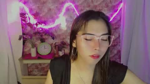 Snapshot of catherine_365 chatting on 04.07.26 catherine_365 online show from 04.07.26