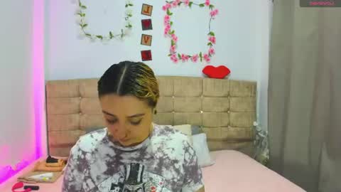 catherine_and_tara online show from 06.20.26