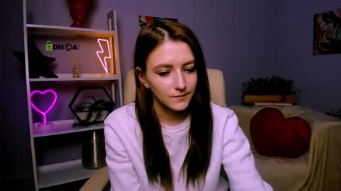 Snapshot of catherine_kitty chatting on 02.21.25 Catherine online show from 02.21.25