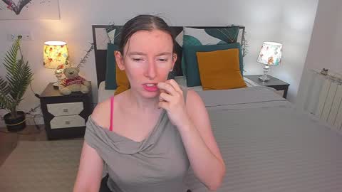 Catrin online show from 12.16.24