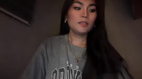 Snapshot of cathy_sanches chatting on 05.14.26 cathy online show from 05.14.26