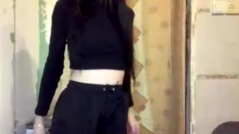 Lola online show from 10.23.25