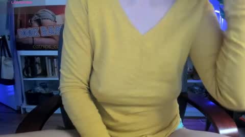 some call me djcatnips some call me CC but i love it when you call me miss catnips  online show from 12.19.24