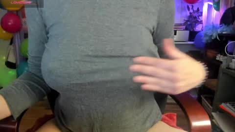 some call me djcatnips some call me CC but i love it when you call me miss catnips  online show from 01.02.25