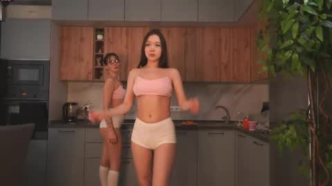 Snapshot of catolinanight chatting on 04.08.26 catolinanight online show from 04.08.26