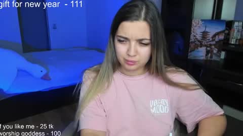 Snapshot of catrinaeuphorina chatting on 12.29.24 Catrina or just Cat online show from 12.29.24