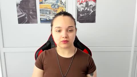 Catrine online show from 04.25.26