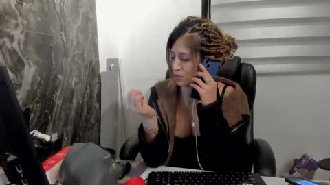 CATT EVANS online show from 10.14.25