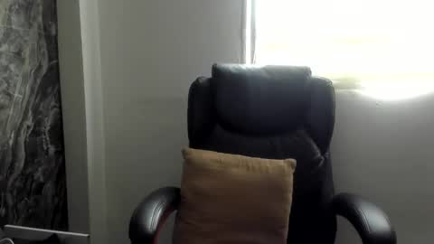 CATT EVANS online show from 11.30.25