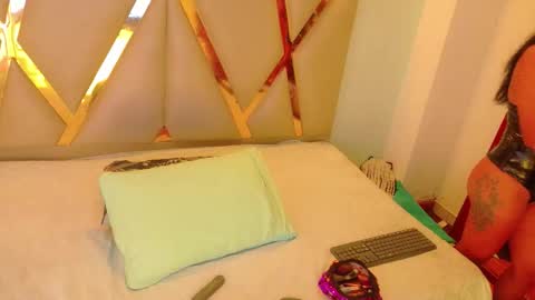 CATALEYA  online show from 10.13.25